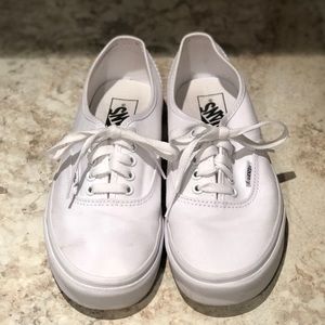 Men’s white vans